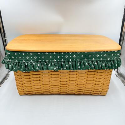 LONGABERGER 1998 LAUNDRY BASKET W/ LID