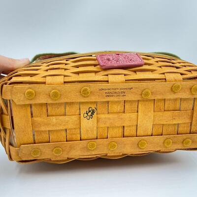 LONGABERGER 2001 MAY SERIES â€œPEONYâ€ BASKET
