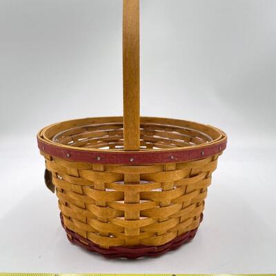 LONGABERGER 2005 â€œBE MY VALENTINEâ€ BASKET