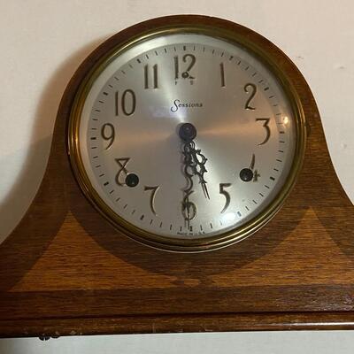 Sessions Clock Company vintage mantle clock