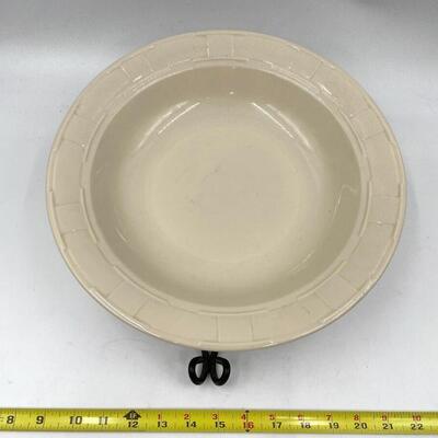 LONGABERGER POTTERY LARGE IVORY BOWL W/WROUGHT IRON STAND