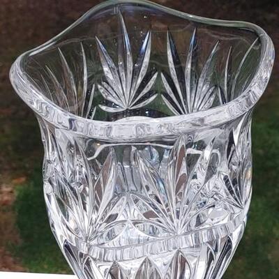 #93 Large Stunning Crystal Vase