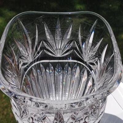 #93 Large Stunning Crystal Vase