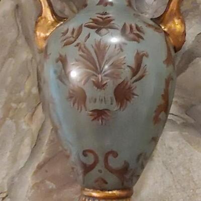 #97 PR of Fine Vases & Centerpiece Picture 