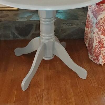 #107 Antique Drop Leaf Table Farm House Grey 