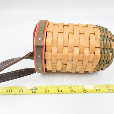 LONGABERGER 2002 â€œSANTAâ€™S HELPERâ€ GATEHOUSE BASKET