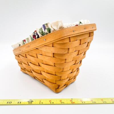 LONGABERGER 1994 SMALL VEGETABLE BASKET