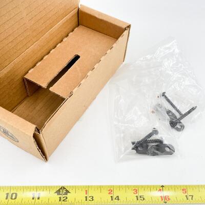 LONGABERGER WROUGHT IRON MAPLE LEAF WALL HOOKS SET OF 2