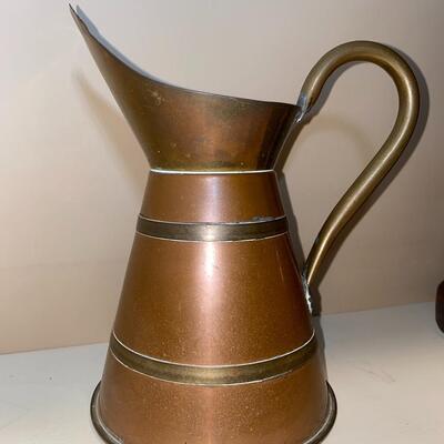 #125 Beautiful Lot Of Home Accents