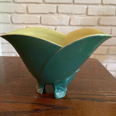 LOT 23 - 1009-8, Mayfair, Roseville Pottery, Footed Bowl 
