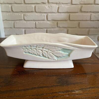 LOT 28 - 730-10, Silhouette Window Box Planter Bowl, Roseville Pottery