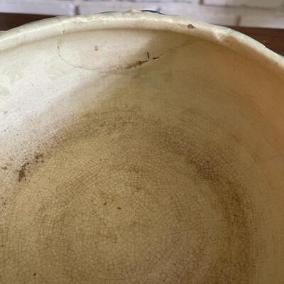 LOT 34 - Rozane Bowl, Roseville Pottery, 1917