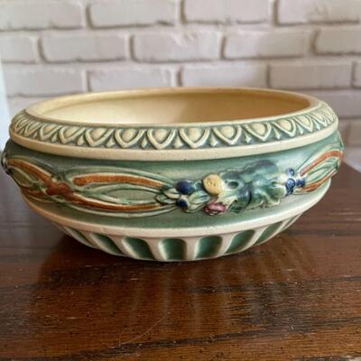 LOT 20 - 721-6, Corinthian Bowl, Roseville Pottery, 1923