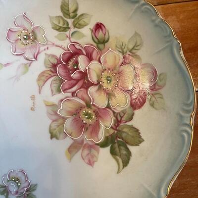 LOT 41 - 6103, Arnart Creations, Renee Hand Painted, Cake Stand