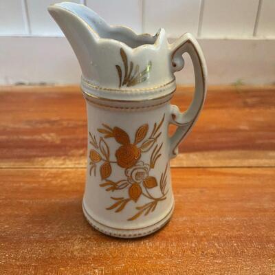 LOT 44 - 6871RG, Arnart Creations, Small Pitcher/Vase