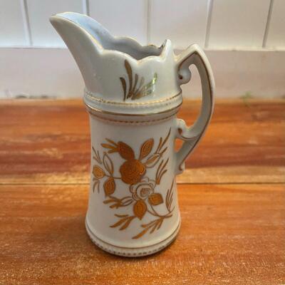 LOT 44 - 6871RG, Arnart Creations, Small Pitcher/Vase