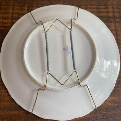 LOT 45 - Trinket Dishes/Small Plates, Arnart Creations, Set of Four