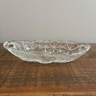LOT 66 - Glass Oval Tray/Bowl - Sunflower Design