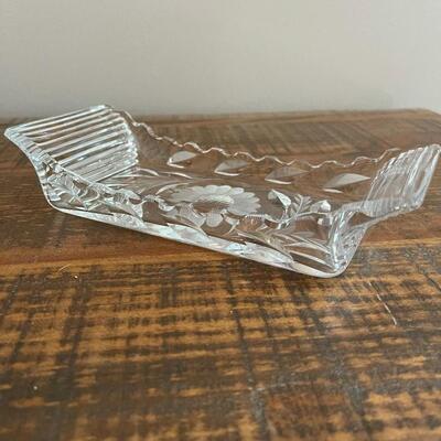 LOT 68 - Glass Rectangle Tray/Dish with Sunflower