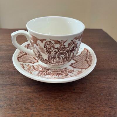 LOT 84 - Tea Cups and Saucers, Alfred Meakin, Fair Winds, 21 tea cups/26 saucers