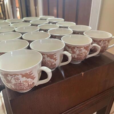 LOT 84 - Tea Cups and Saucers, Alfred Meakin, Fair Winds, 21 tea cups/26 saucers