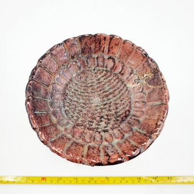 DECORATIVE METAL CANDLE HOLDER