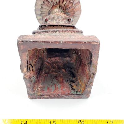 DECORATIVE METAL CANDLE HOLDER