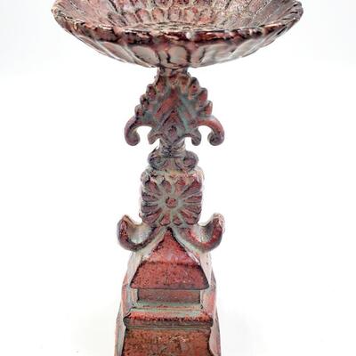 DECORATIVE METAL CANDLE HOLDER