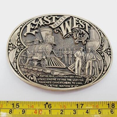 1981 FIRST EDITION THE TAMING OF THE WEST SOLID BRASS BELT BUCKLE COLLECTION 