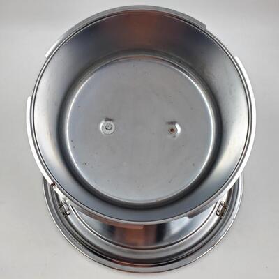 EVER READY CO CHROME CAKE CARRIER WITH LATCHING INTERLOCK LID
