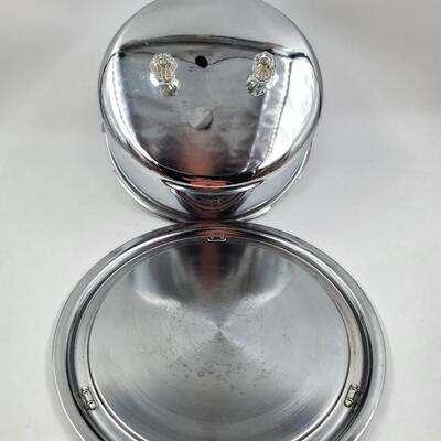 EVER READY CO CHROME CAKE CARRIER WITH LATCHING INTERLOCK LID