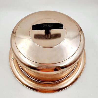 WEST BEND ALUMINUM CAKE CARRIER WITH INTERLOCKING LID