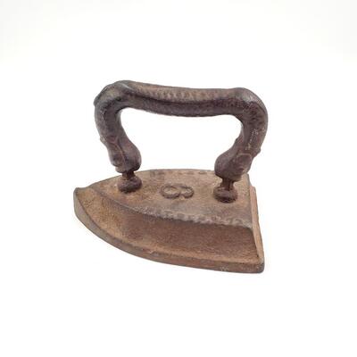 VINTAGE IRON