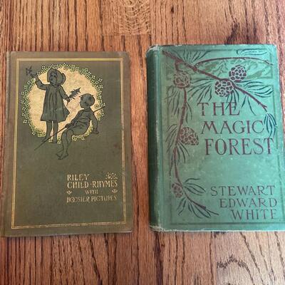 LOT 100 - Classic Children's Books, Vintage (2 books)