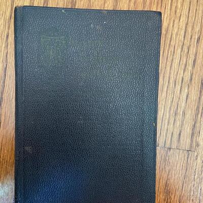 LOT 110 - Christian and Catholic Theme, Mini Books (6 books), 1877-1950