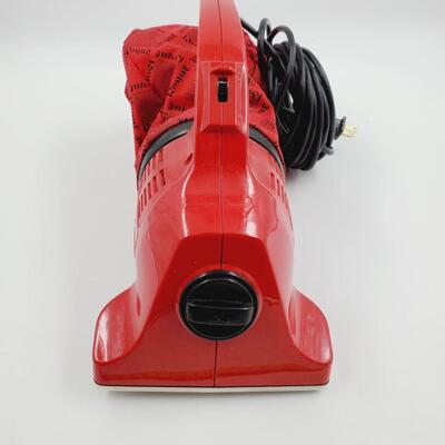 DIRT DEVIL HAND VAC ROYAL