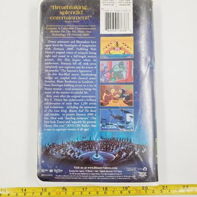VHS TAPES BUNDLE OF 5