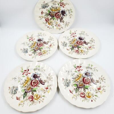 SHERATON JOHNSON BROS MADE IN ENGLAND DISH SET