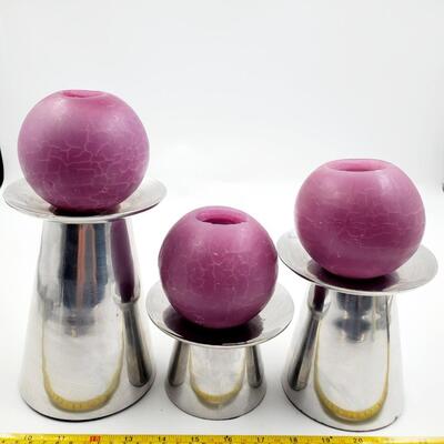 3 TIERED SILVER TONED METAL CANDLE HOLDERS