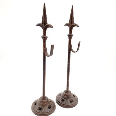 DECORATIVE METAL HOOKS