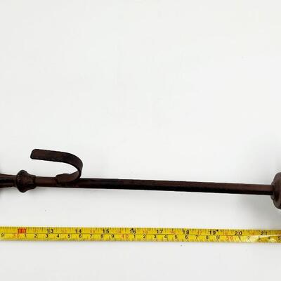 DECORATIVE METAL HOOKS