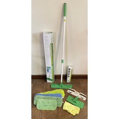 â€œQUICK CLEAN N GREENâ€ MICROFIBER MOP W/ INTERCHANGEABLE HEADS