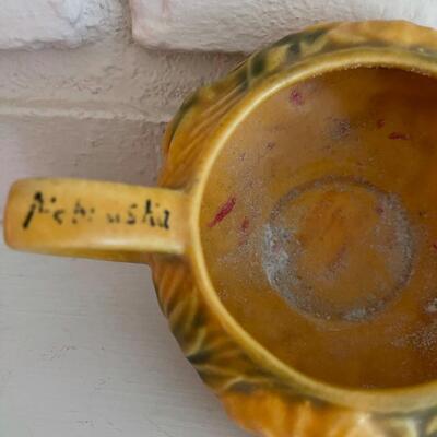 LOT 38 - 3c Peony, Creamer, Roseville Pottery, 1942