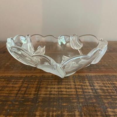 LOT 63 - Walther-Glas, Germany, Nadine, Tulip, Heart Shaped Glass Bowl
