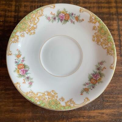 LOT 82 - Tea Cups and Saucers, Imperial China, Vintage Noritake, Japan, 11 pieces