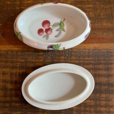 LOT 49 - Limoges France, Romance, Porcelain Oval Trinket Boxes, 2, Roses & Fruit