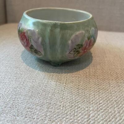 LOT 50 - Porcelain Trinket Bowl with Lid, Arnier