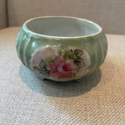 LOT 50 - Porcelain Trinket Bowl with Lid, Arnier