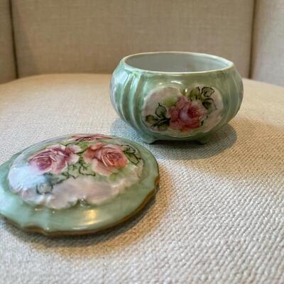 LOT 50 - Porcelain Trinket Bowl with Lid, Arnier
