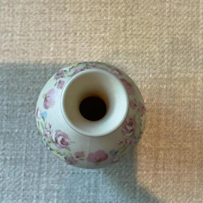 LOT 51 - Bud Vase, IBIS AVEIRO